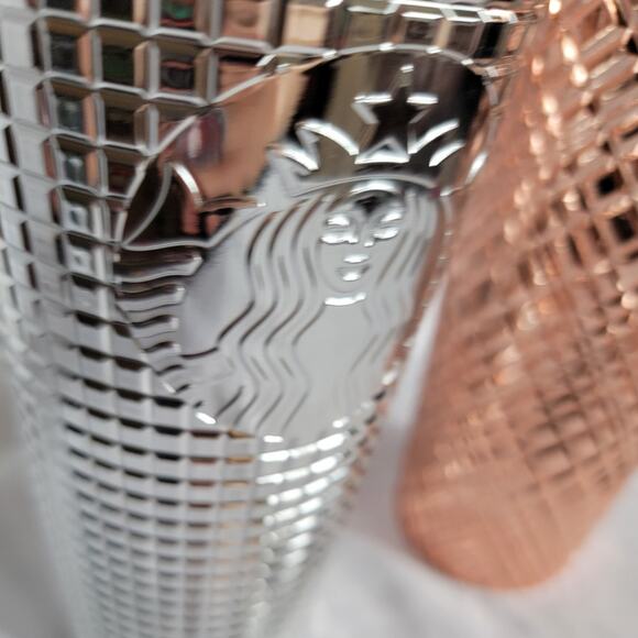 Starbucks Chrome Rose Gold Jeweled Metallic Silver Grid 2023 Holiday 24oz Venti - Picture 10 of 11